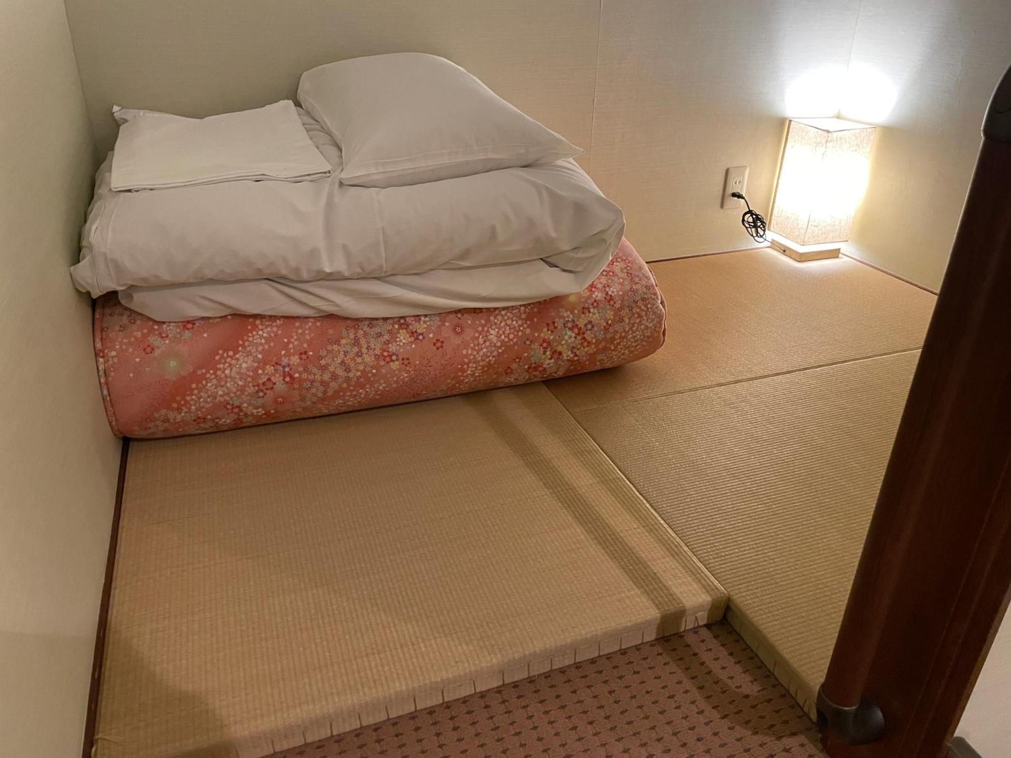 Dormy Club Karuizawa Hotell Rum bild