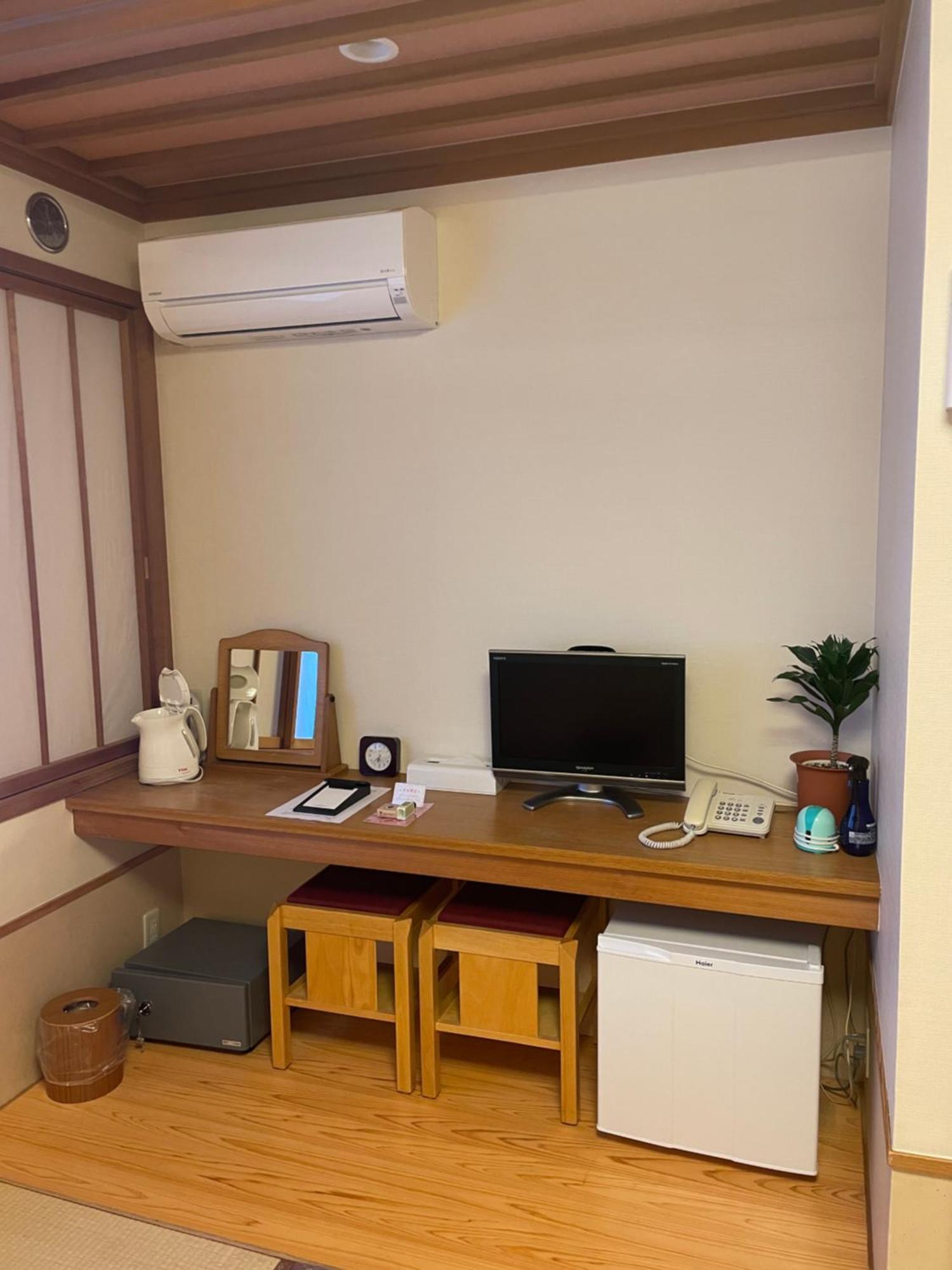 Dormy Club Karuizawa Hotell Rum bild