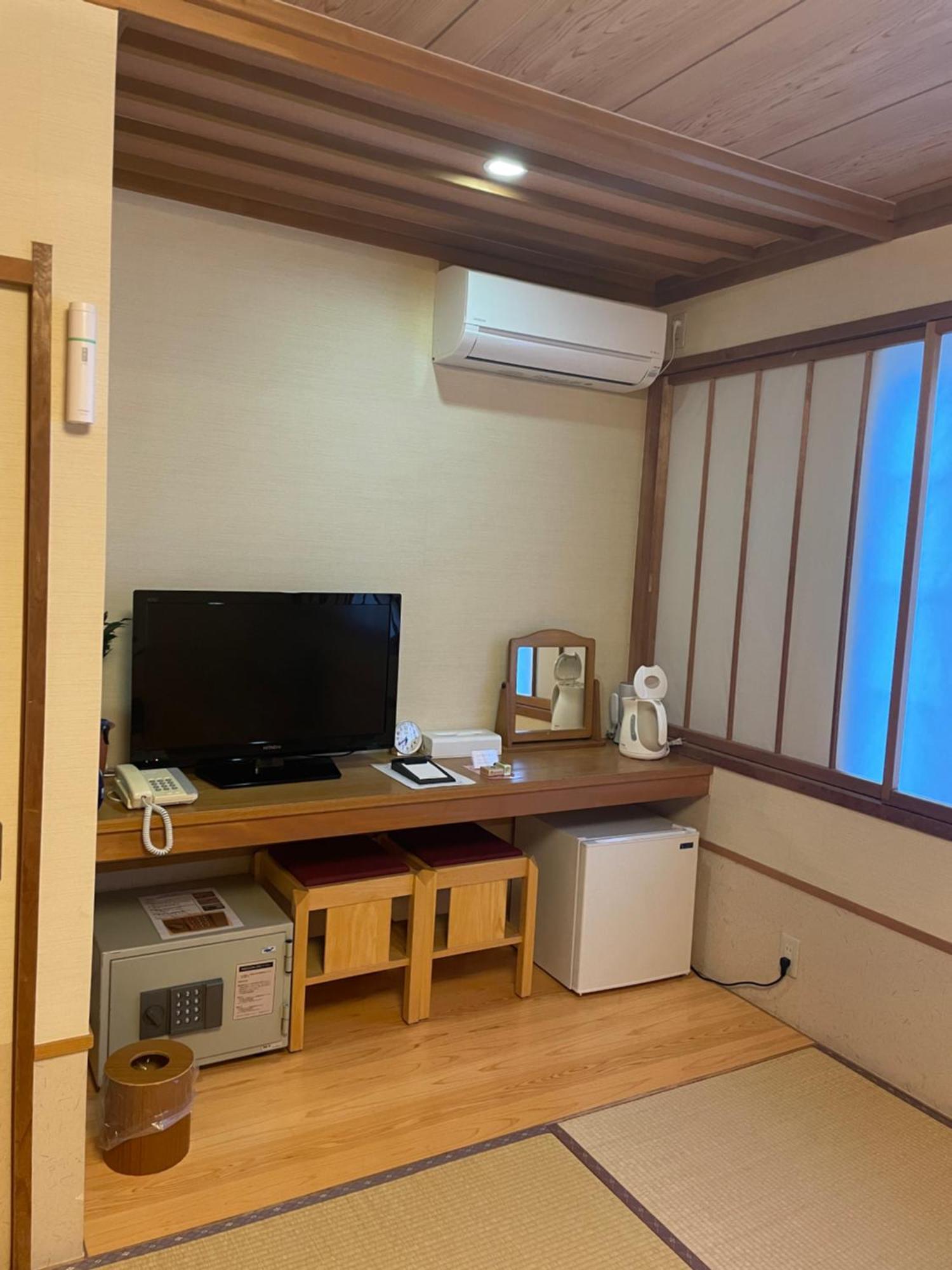 Dormy Club Karuizawa Hotell Rum bild